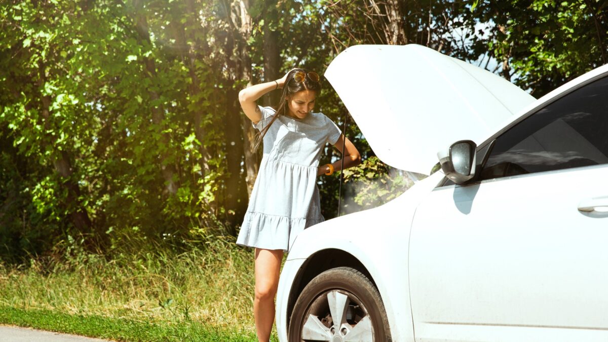 4 cattive abitudini che a lungo andare danneggiano la tua Auto. Da non fare!