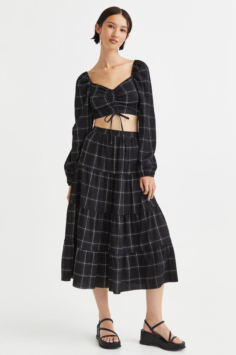 Galleria foto 'Fianchi larghi, come vestirsi: 7 trucchi di Stile per mascherarli al meglio' - foto 3