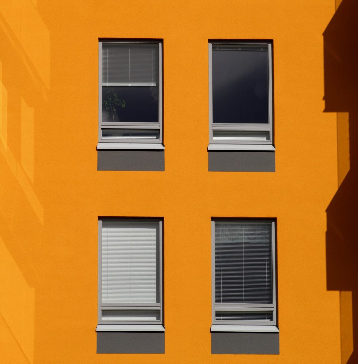 Galleria foto 'Come scegliere gli infissi giusti per la tua Casa: 8 valutazioni da fare' - foto 2