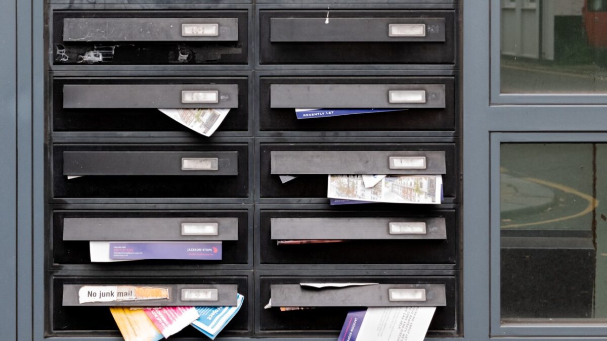 Galleria foto 'Come evitare furti in Casa quando sei in Vacanza: 10 strategie infallibili!' - foto 1