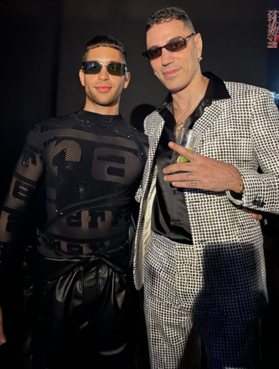 Galleria foto 'Mahmood al Pitti Uomo in Ferrari. Che Divo!' - foto 1