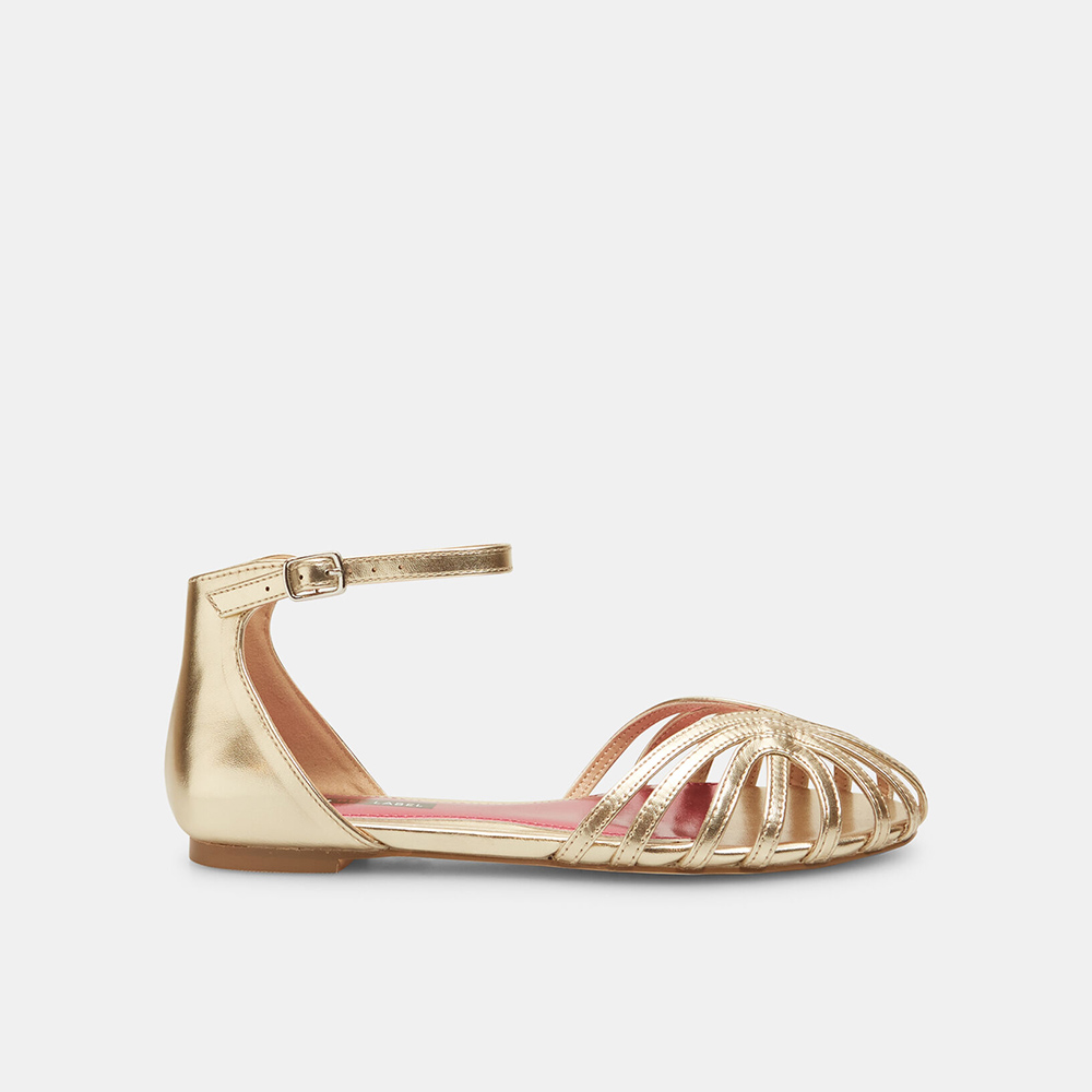 Galleria foto 'Sandali granchio, queste 13 proposte sono le più trendy dell’estate…' - foto 1