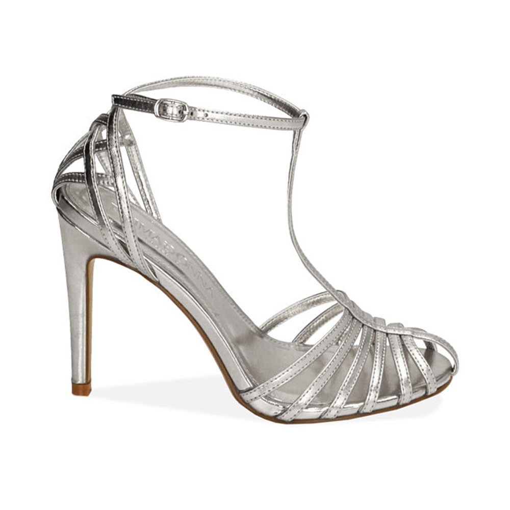 Galleria foto 'Sandali granchio, queste 13 proposte sono le più trendy dell’estate…' - foto 4