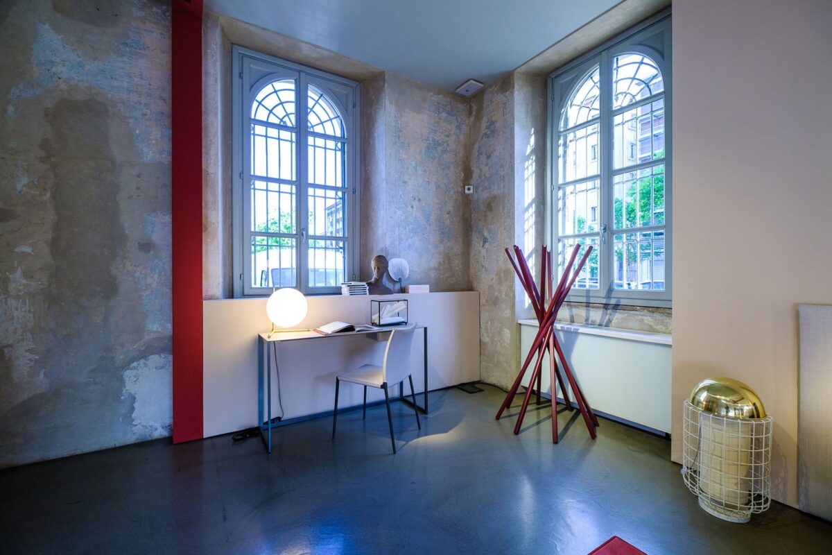 Galleria foto '8 Appendiabiti di Design che arrederanno con Stile l’ingresso di Casa tua!' - foto 7