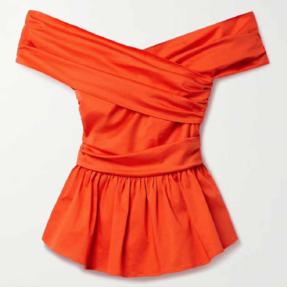 Galleria foto '11 top con spalle scoperte che non vedrai l’ora di indossare!' - foto 4