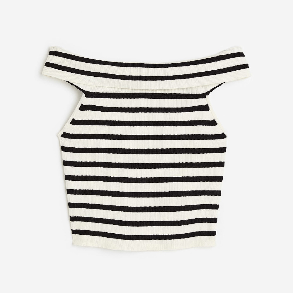 Galleria foto '11 top con spalle scoperte che non vedrai l’ora di indossare!' - foto 11