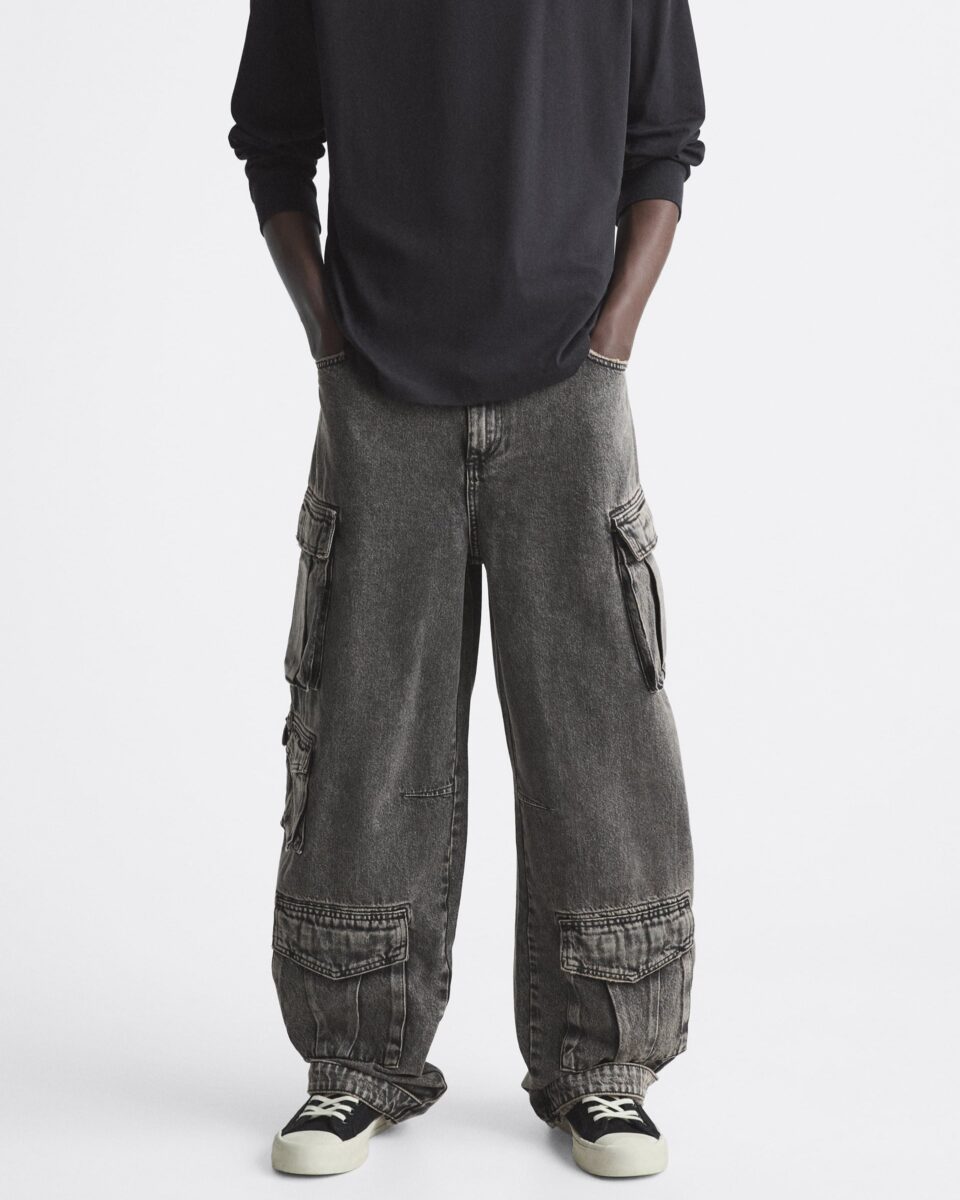 Galleria foto '6 Baggy Jeans da Uomo, per un look tra Stile e Comfort davvero unico' - foto 6