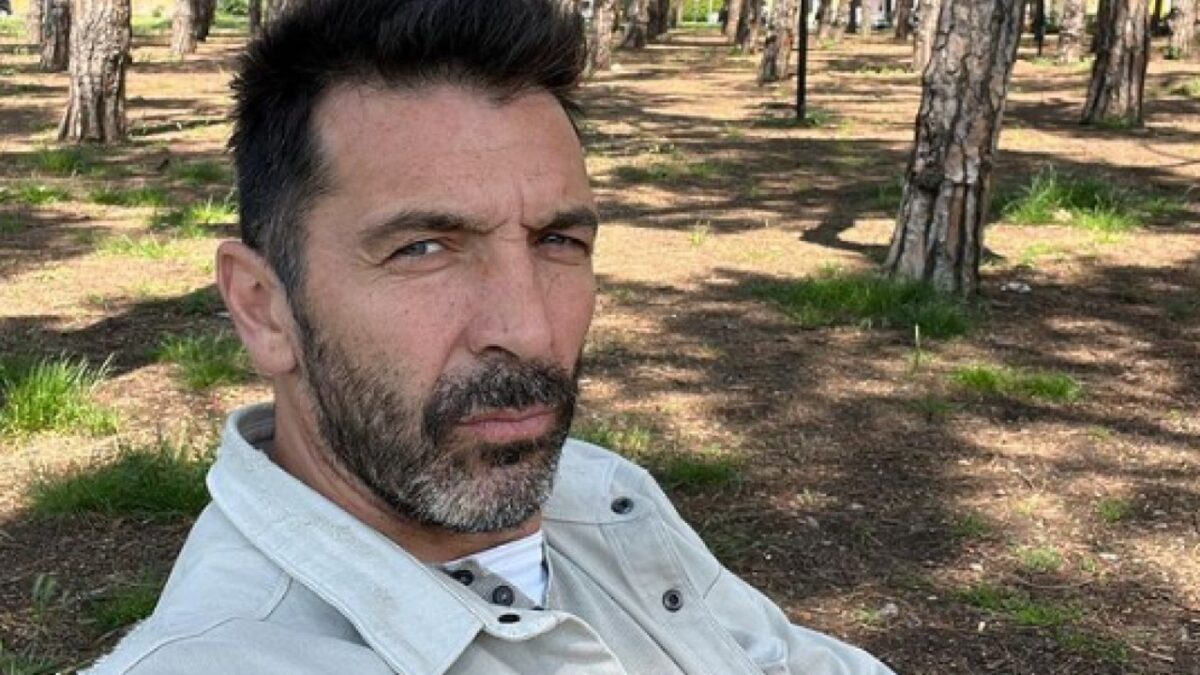 Buffon spiazza, rifiuta 30 milioni dall’Arabia: si vuole ritirare!