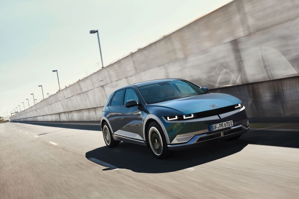 Galleria foto 'Kia EV6 vs Hyundai Ioniq 5, i SUV elettrici più Potenti a confronto!' - foto 1