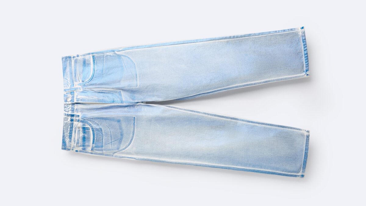 5 Jeans Scontatissimi da indossare tutto l’anno. Da non perdere!