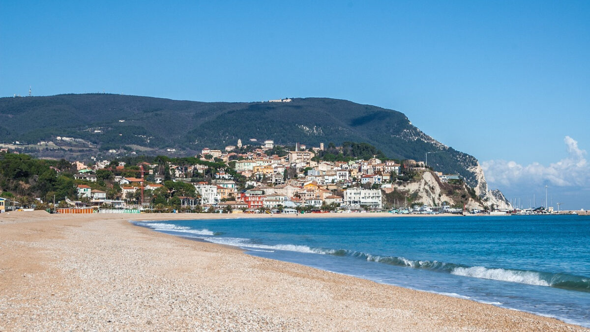 4 borghi delle Marche con un panorama mozzafiato. Resterete a bocca aperta!