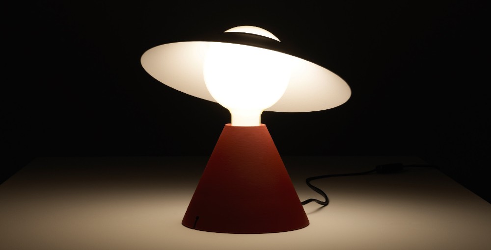 Galleria foto '10 Celebri Lampade da Tavolo di Design che renderanno unica la tua Casa' - foto 2