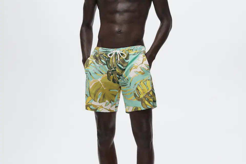 Galleria foto 'Questi 4 Costumi da Bagno per lui sono Stilosissimi e super Scontati!' - foto 1