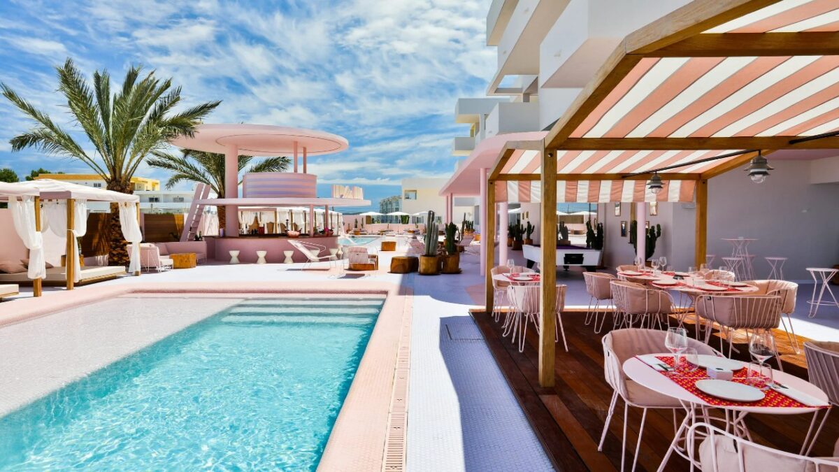 4 incredibili Hotel Rosa del Pianeta per un soggiorno Barbie Mood