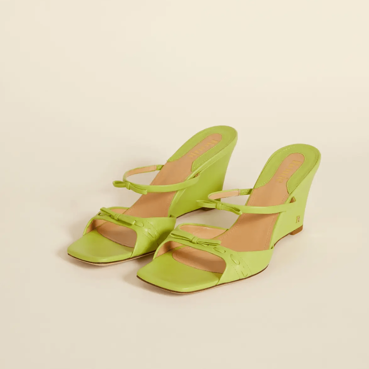 Galleria foto 'Questi 12 Sandali con la zeppa sono i più comodi e chic dell’estate' - foto 12