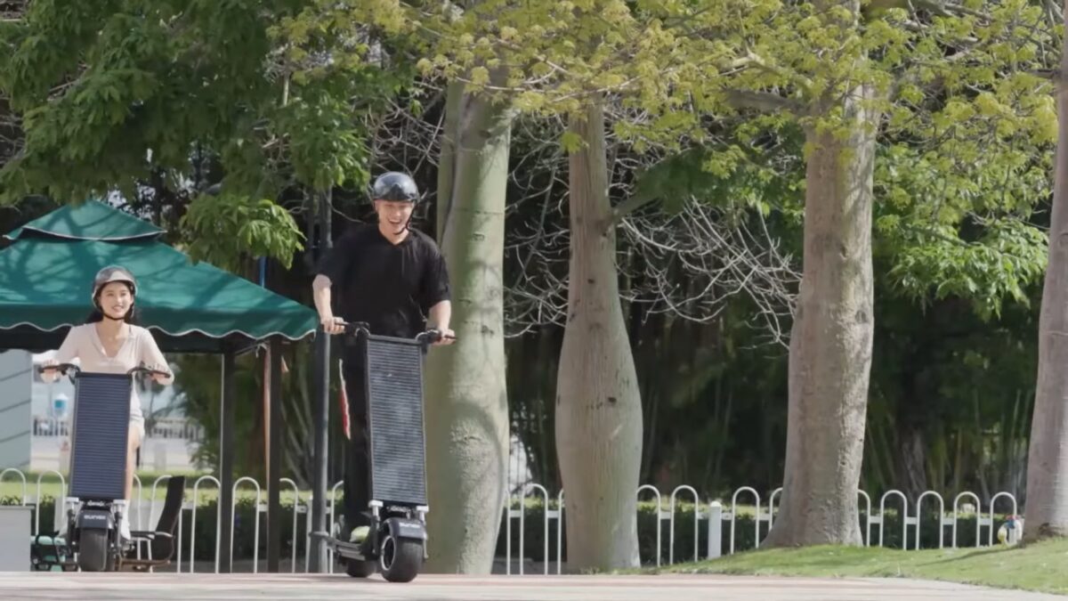 Galleria foto 'Solar Scooter S80, il primo Monopattino con Pannelli solari. E’ tutto vero!' - foto 1