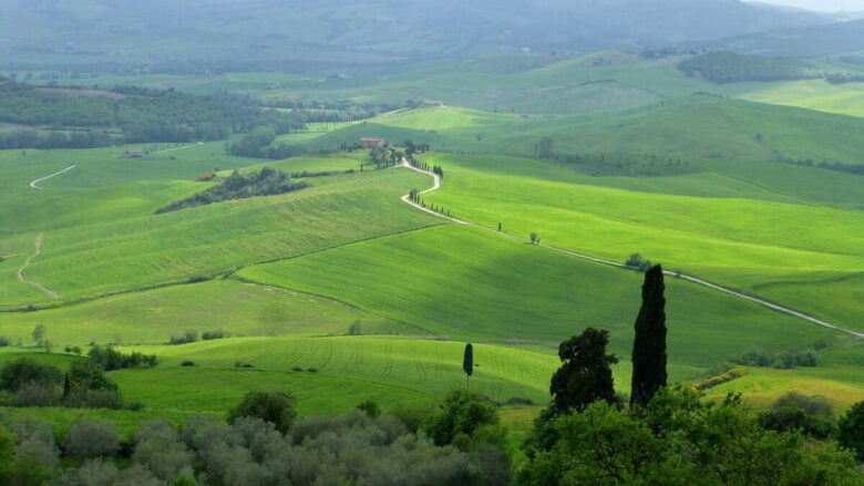 Giornata Mondiale della Lentezza: borghi, itinerari, location per disconnettersi e rigenerarsi