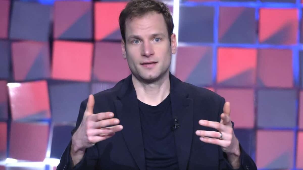Alex Schwazer è il primo Concorrente ufficiale del GF Vip