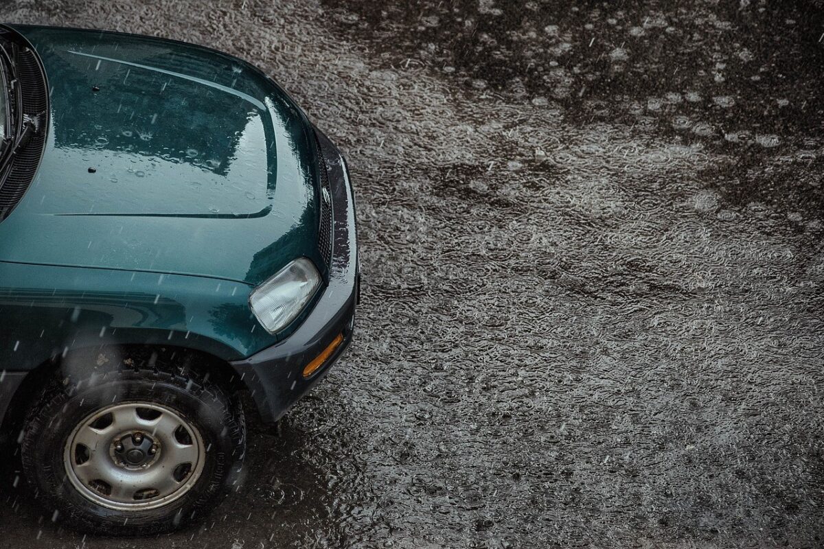 Galleria foto 'Auto Alluvionata, 4 Consigli per riparare al danno' - foto 1