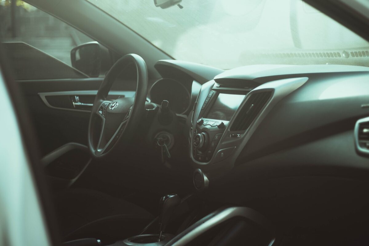 Galleria foto 'Furti d’Auto, ecco 3 semplici Consigli per evitarli…' - foto 3