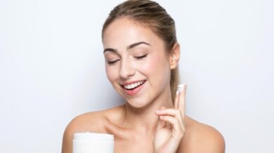 Butter skin: il trend della primavera 2025 per una pelle vellutata e luminosa