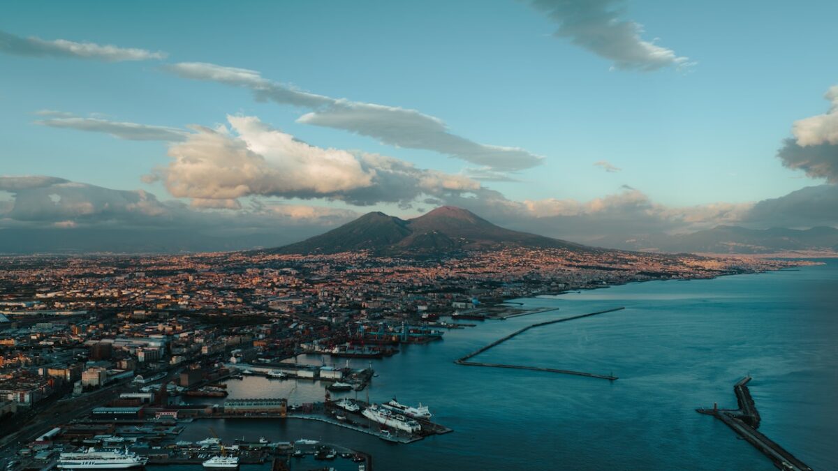 Ferragosto a Napoli, 4 posti dove guardare le Stelle stasera