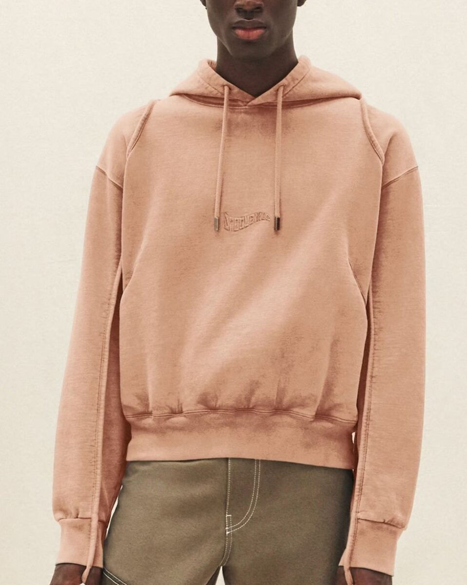 Galleria foto '4 Felpe con Cappuccio super Trendy!' - foto 1