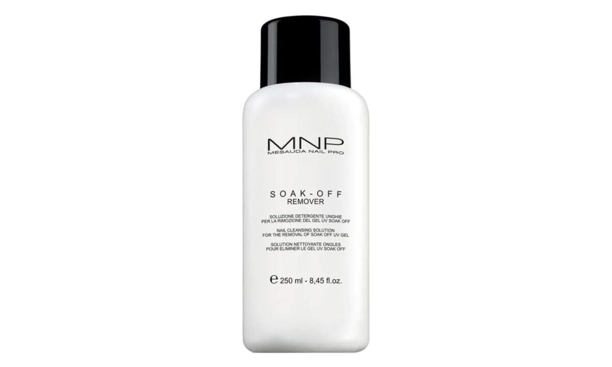 Galleria foto 'Come rimuovere lo Smalto Semipermanente a casa in soli 4 step' - foto 1