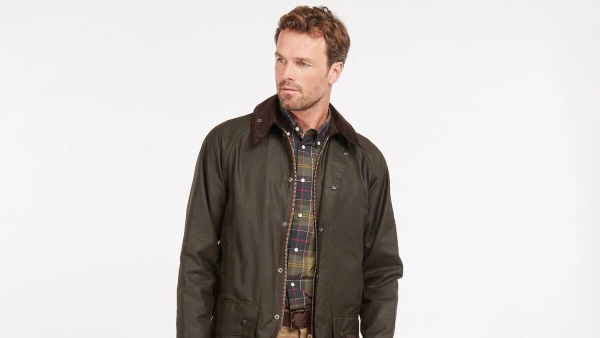Waxed jackets for him, here are 4 exclusive models…