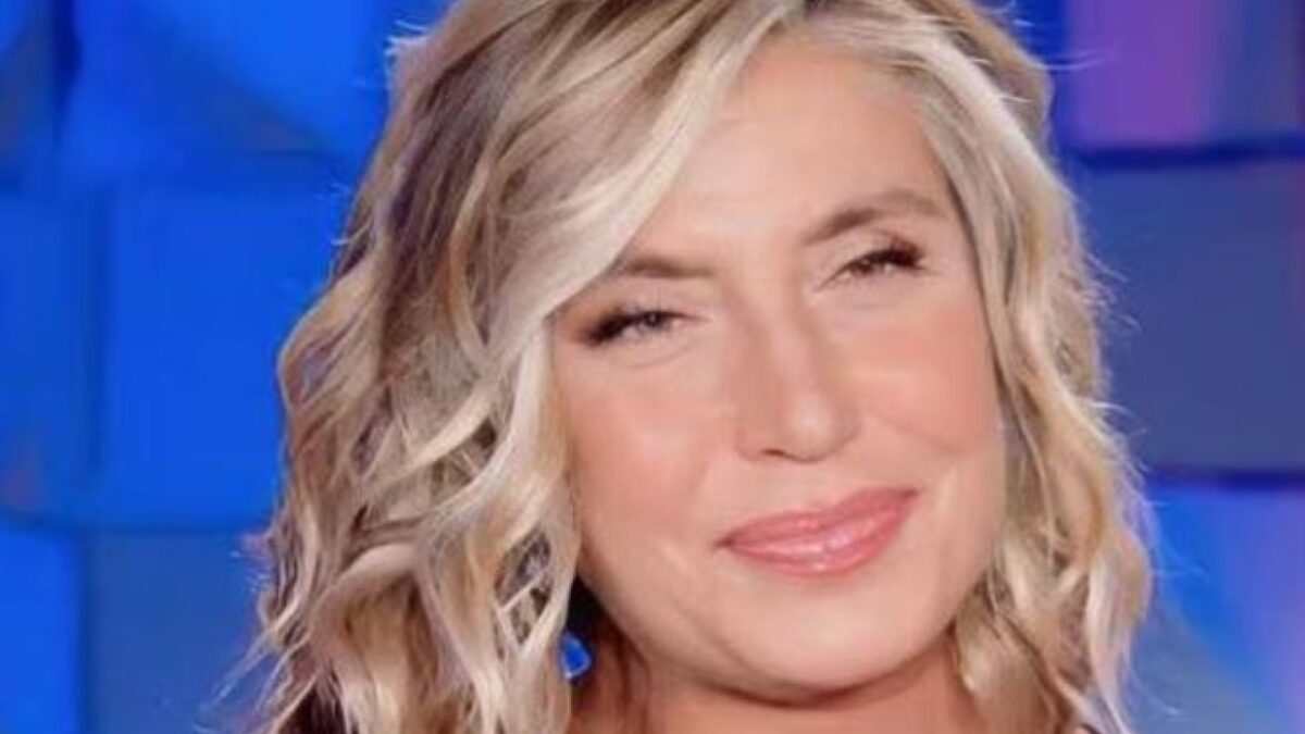 Myrta Merlino rischia il posto? Pomeriggio 5 in calo, Mediaset reagisce così
