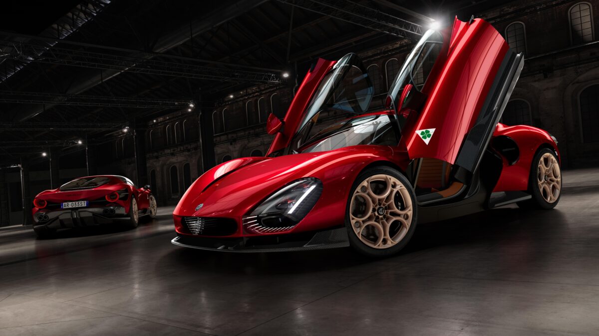 Galleria foto 'Alfa Romeo presenta la Nuova 33 Stradale: una Supercar da Urlo!' - foto 1