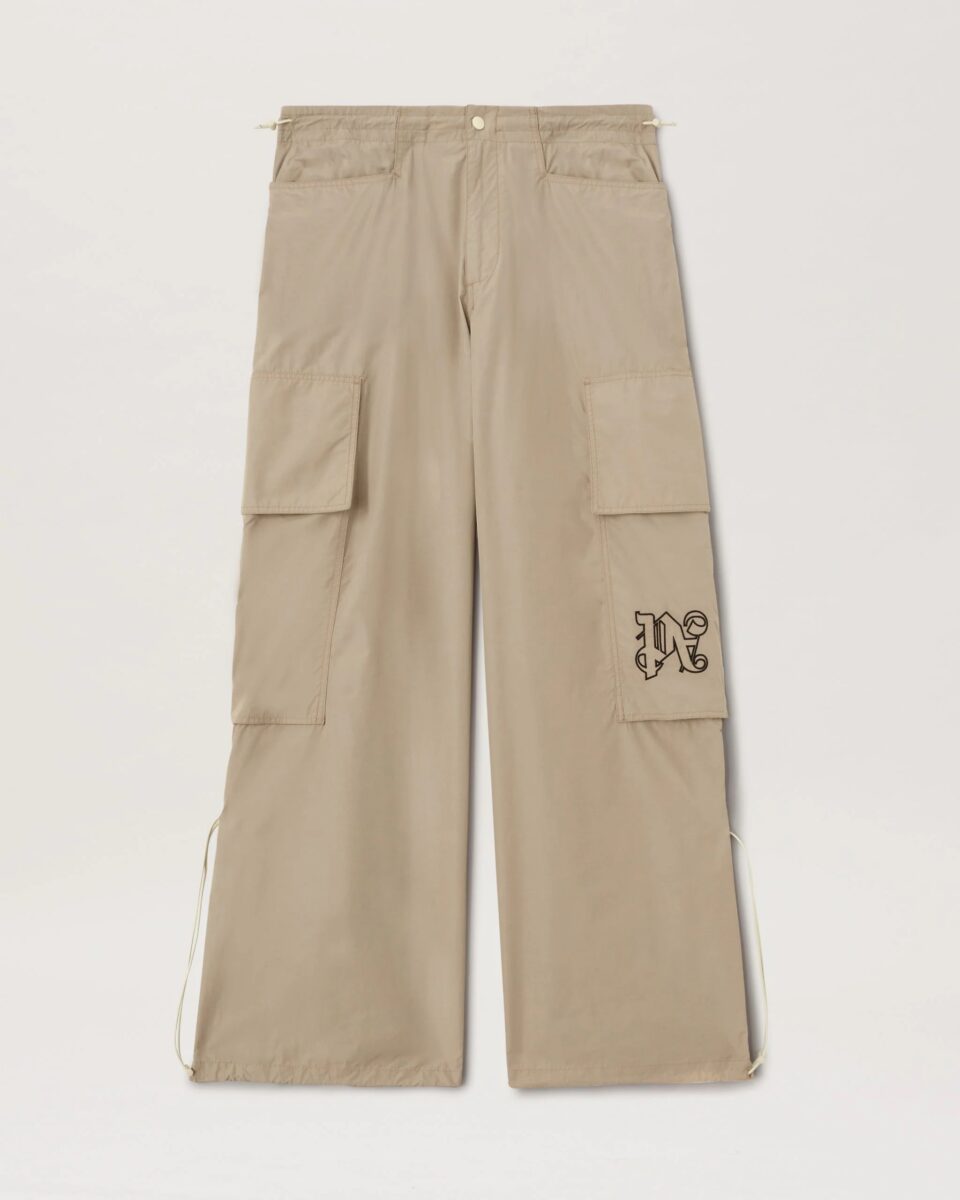 Galleria foto '4 Pantaloni Parachute da Uomo, il capo perfetto per Settembre!' - foto 2