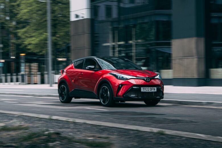 Toyota C-HR vs Yaris Cross