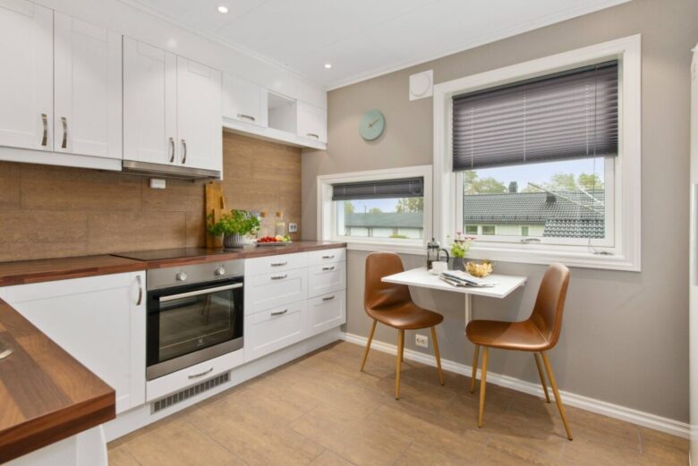 Come progettare e arredare una piccola Cucina Moderna: idee e suggerimenti Come progettare e arredare una piccola Cucina Moderna: idee e suggerimenti