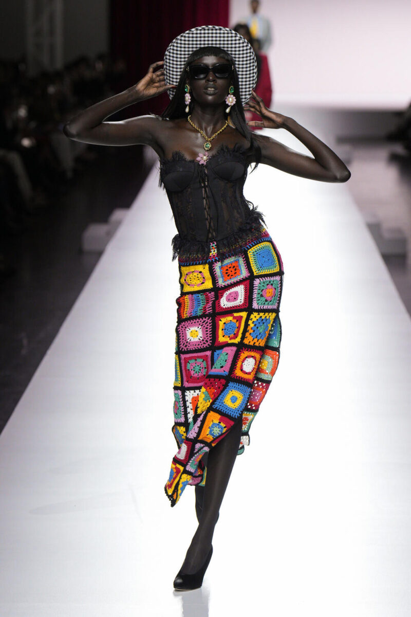 Galleria foto 'Milano Fashion Week: 10 tendenze moda dalle passerelle Primavera-Estate 24' - foto 5