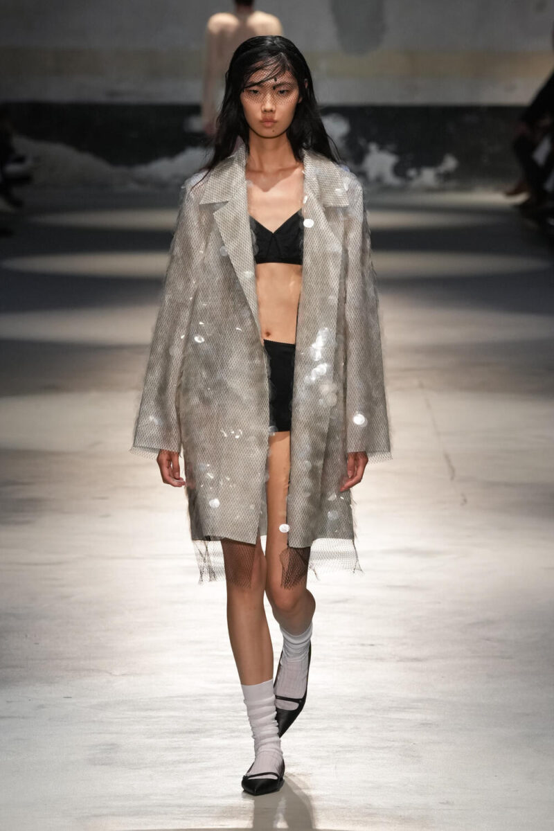Galleria foto 'Milano Fashion Week: 10 tendenze moda dalle passerelle Primavera-Estate 24' - foto 1