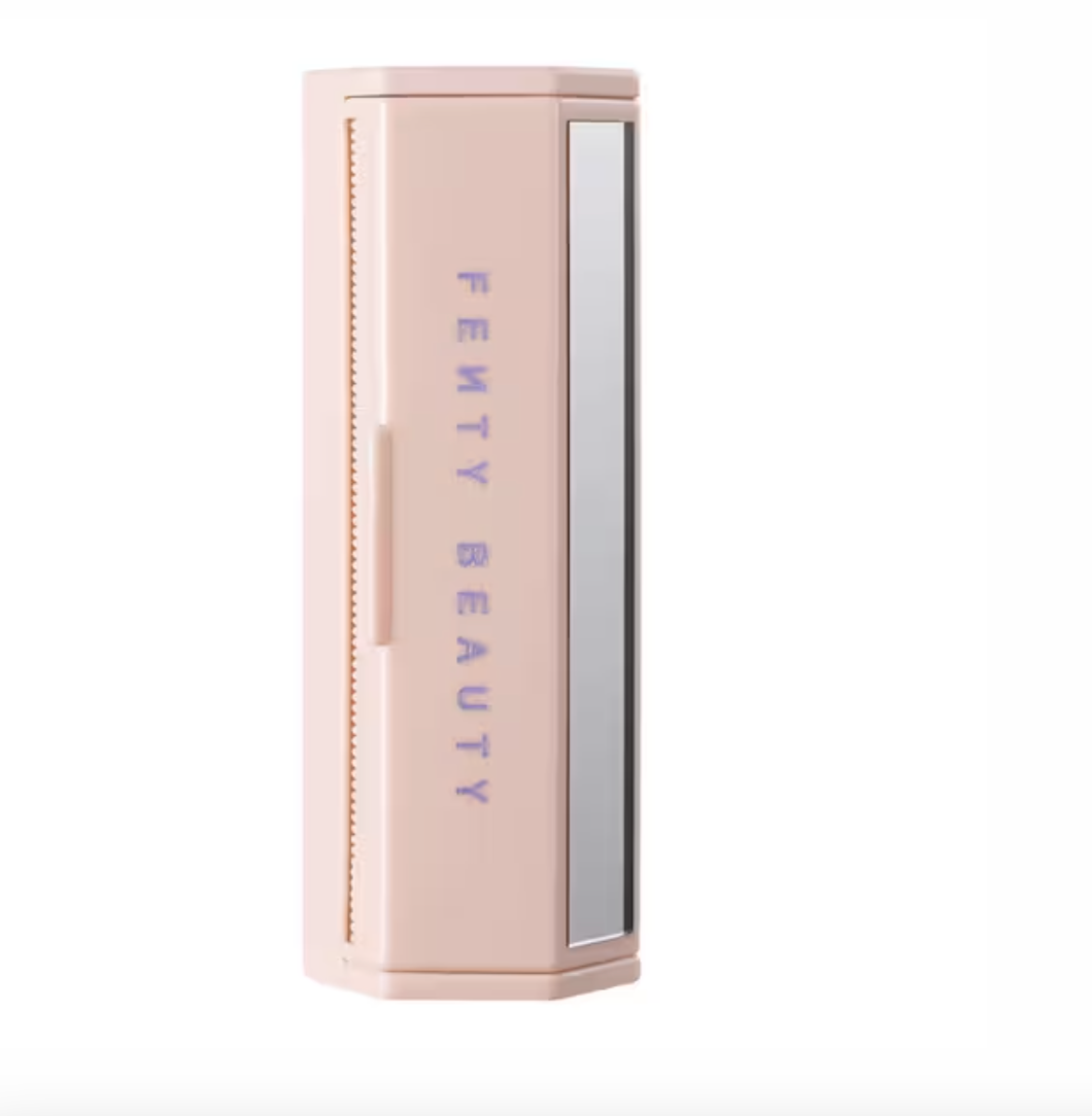 Invisimatte Blotting Paper di Fenty Beauty