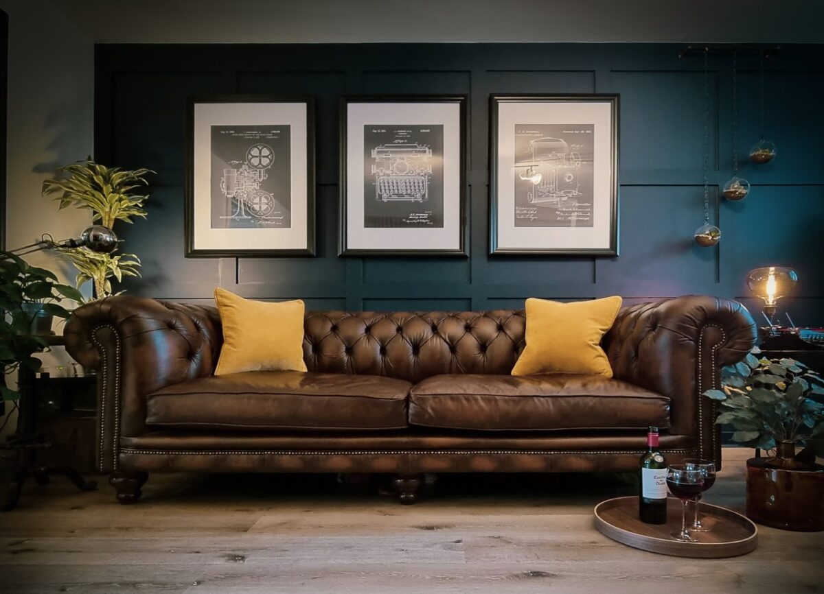 Galleria foto 'Come Arredare il tuo Salotto in Stile Inglese: 7 Mobili e Decorazioni dal fascino British' - foto 10