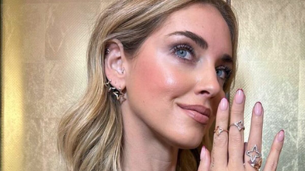 Chiara Ferragni con la nuova collezione Gioielli di Louis Vuitton, costa un occhio della testa