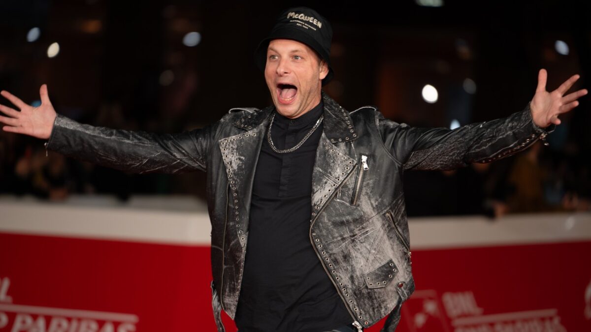 Festa del Cinema di Roma, Clementino: follie sul red carpet, la reazione di Sting spiazza