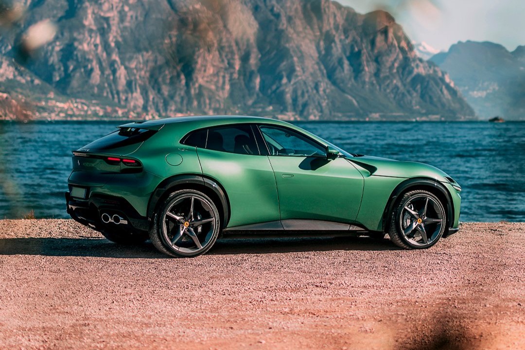 Galleria foto 'Maserati Levante vs Ferrari Purosangue, Sfida tra Hyper SUV Italiani' - foto 3