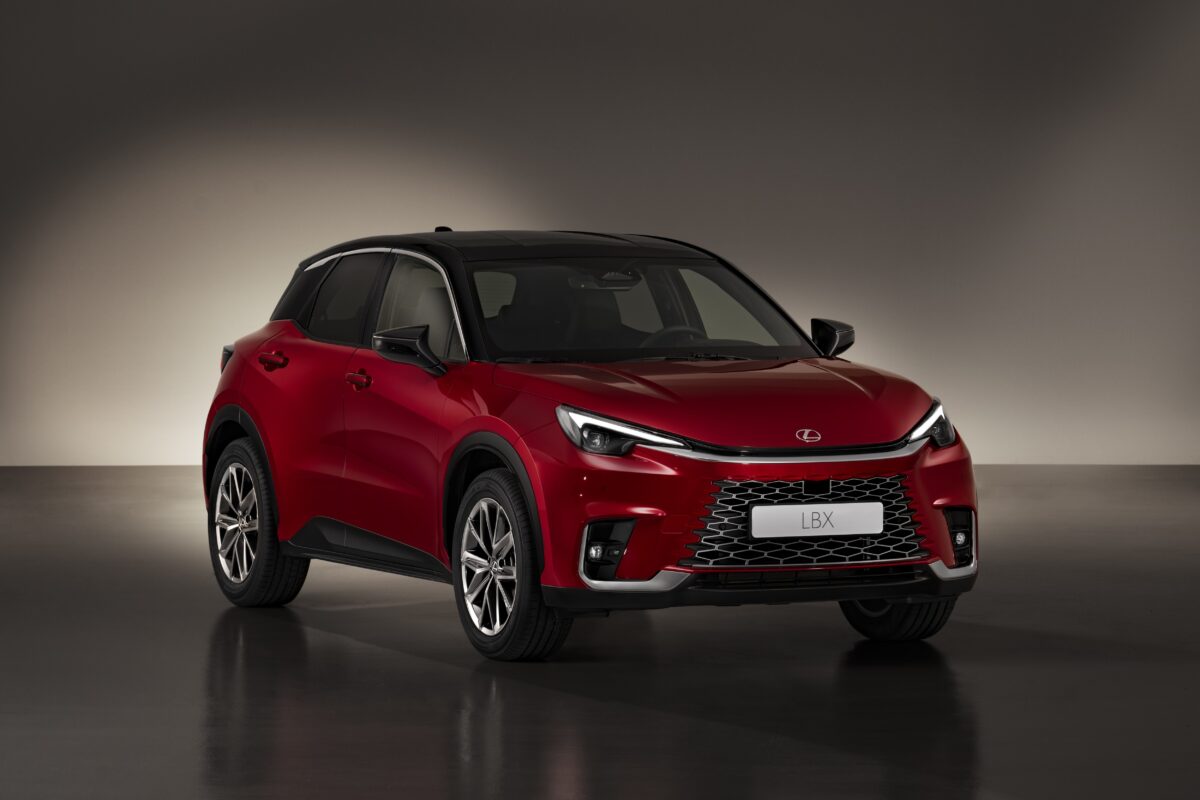 Galleria foto 'Svelati i 3 Crossover più Esclusivi del mercato Automobilistico, costano un occhio della testa!' - foto 3