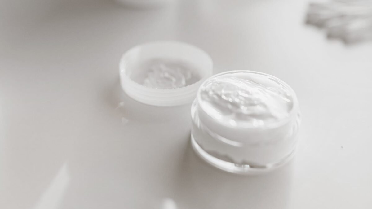 L’antirughe per Lui: 5 creme e sieri viso assolutamente da provare