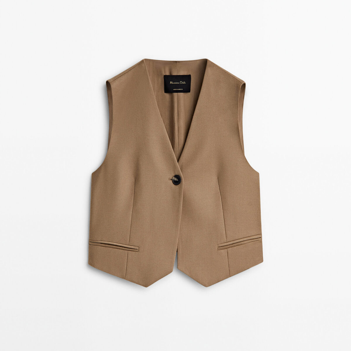 Galleria foto 'Beige is the new black: i capi e i accessori nel colore più chic di stagione' - foto 6