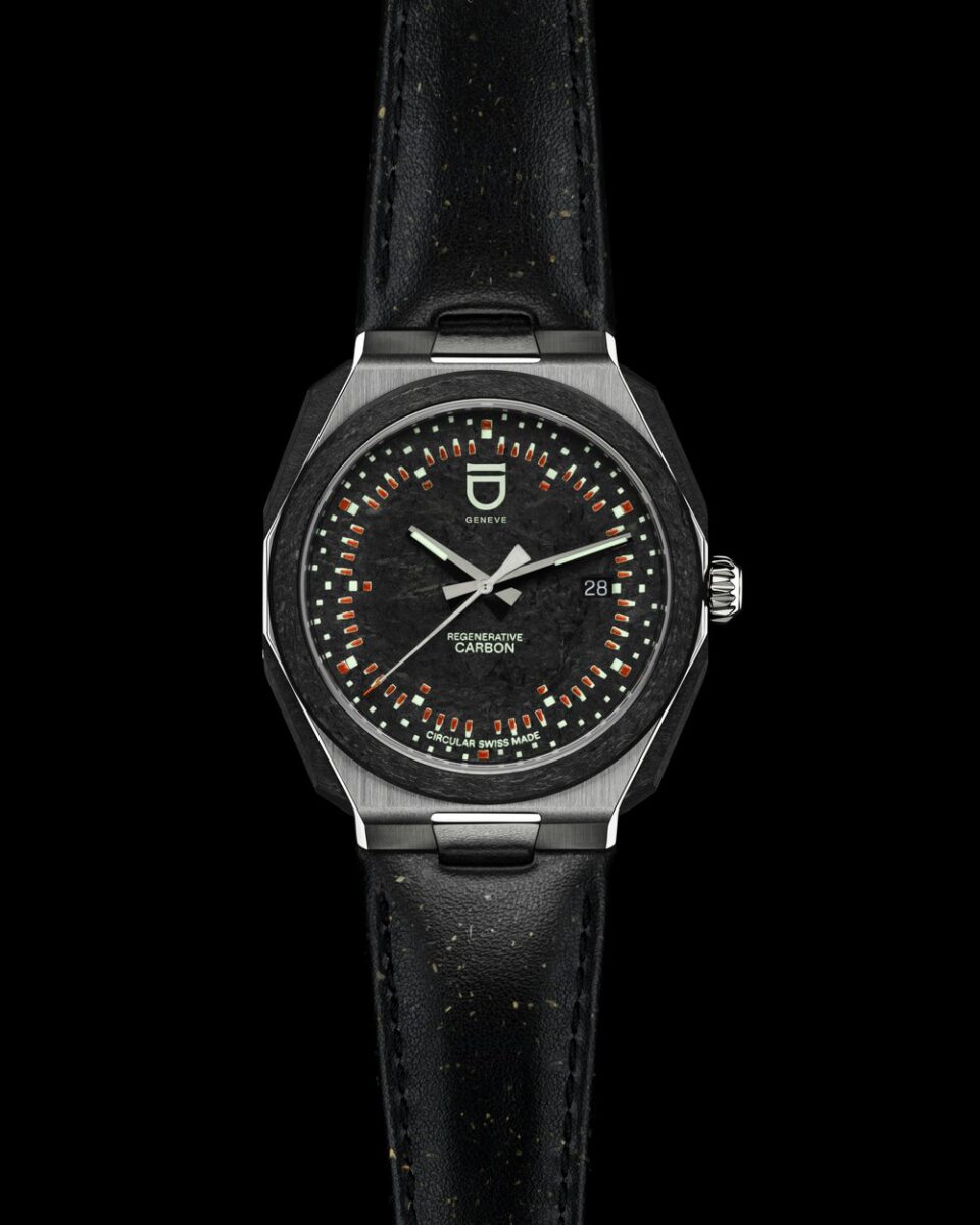 Galleria foto 'Leonardo Di Caprio investe in una start up di orologi belli e sostenibili' - foto 1