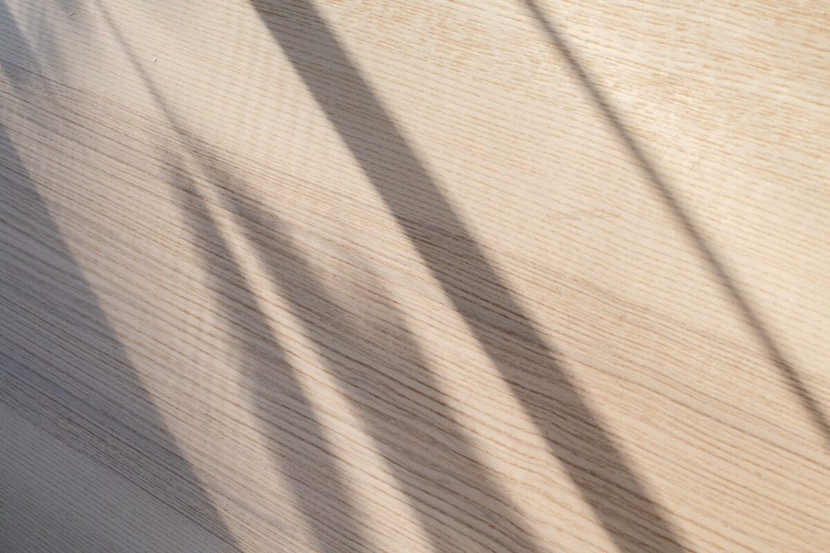 Galleria foto 'Come Valorizzare un Pavimento in Parquet Chiaro: Quali Colori Scegliere per Pareti, Mobili e Decorazioni' - foto 1