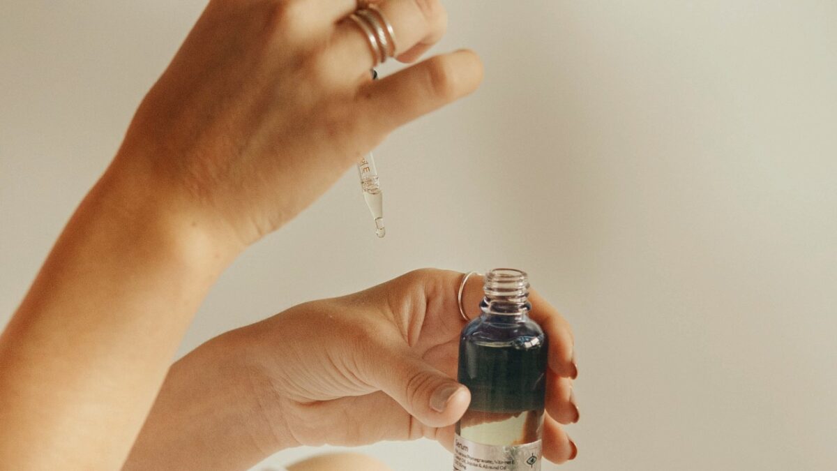 Galleria foto 'Retinolo: verità e falsi miti sulla molecola antietà più famosa di sempre' - foto 1