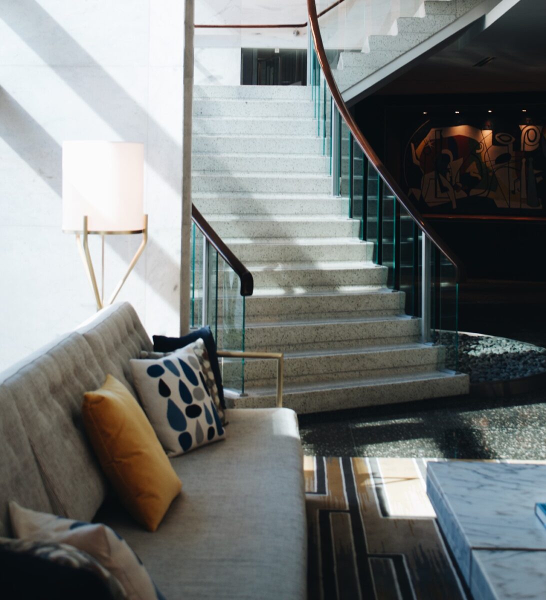 Galleria foto 'Lusso ed Eleganza a Casa Tua: arreda in Stile Modern Luxury!' - foto 2