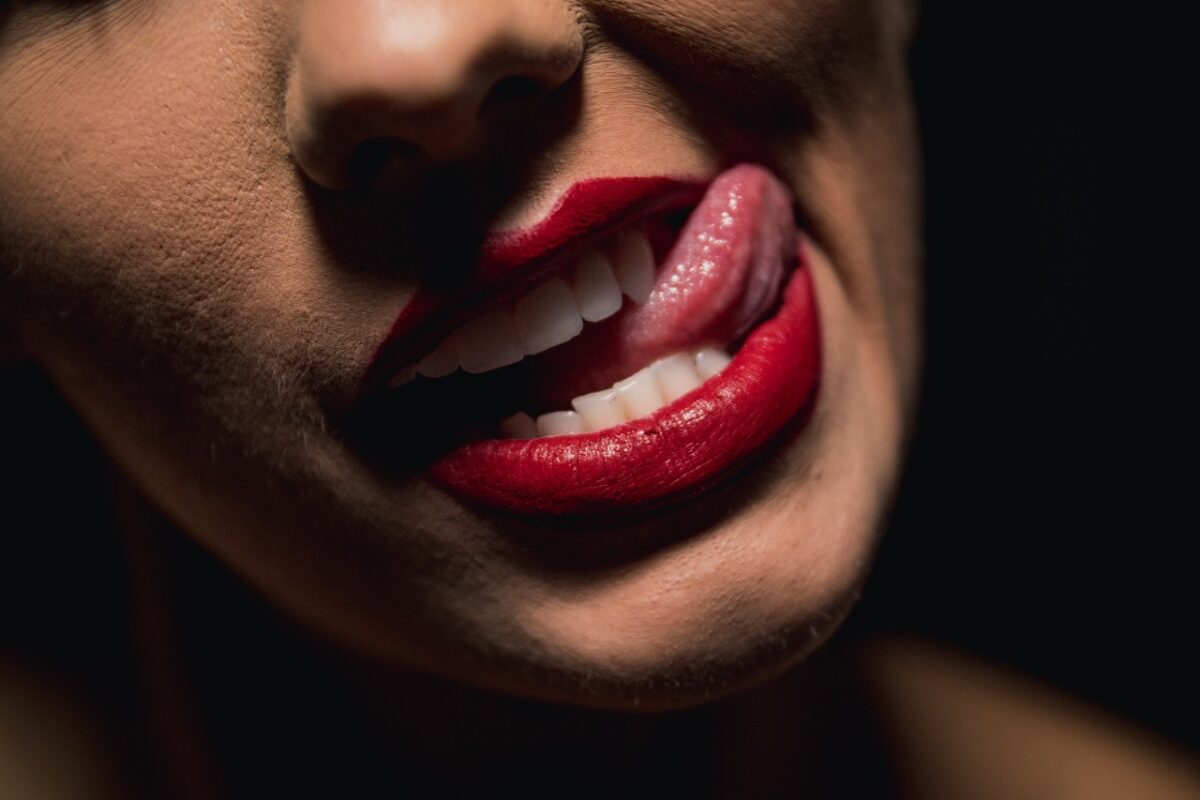 Galleria foto 'Tutto sul Trucco Semipermanente Labbra: scopri se fa male e quanto dura…' - foto 2