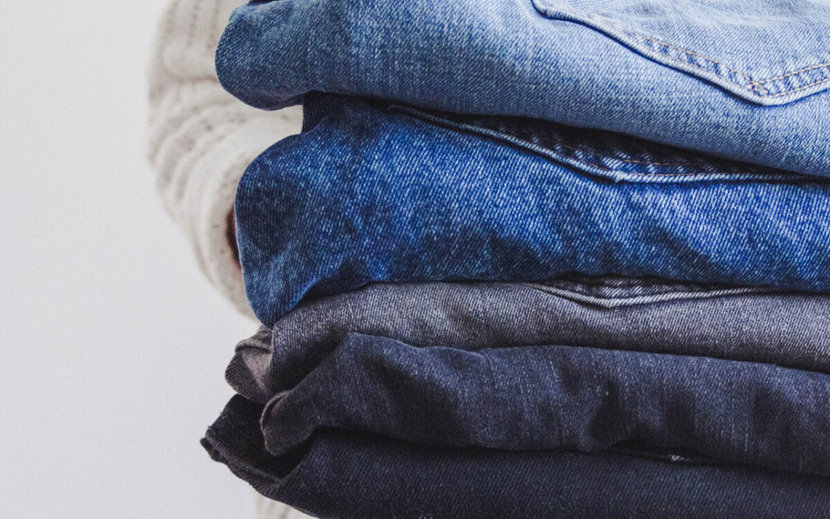 8 Paia di Jeans sotto i 40 euro da indossare ora!